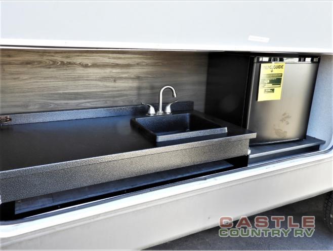 Shasta outdoor kitchen