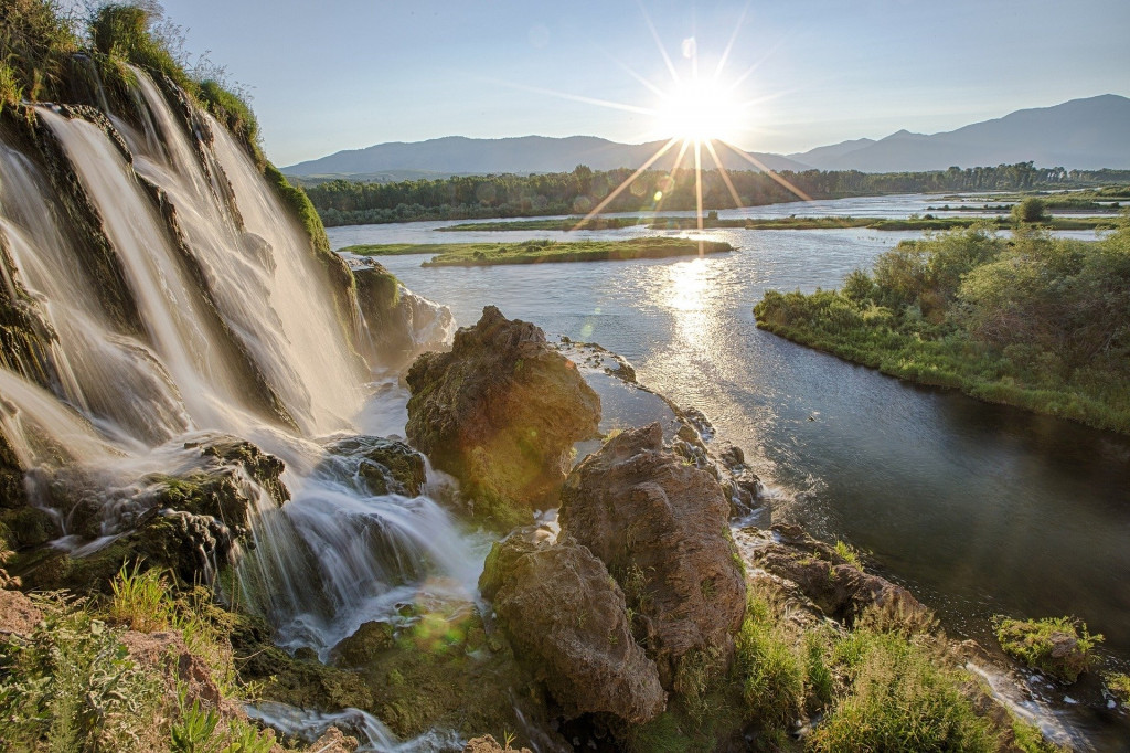 Idaho Snake River Waterfall